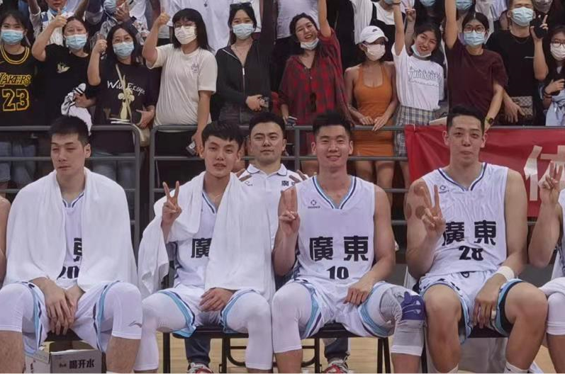 广东篮球队员所有人员名单_篮球名单队员广东人员都有谁_广东篮球队队员