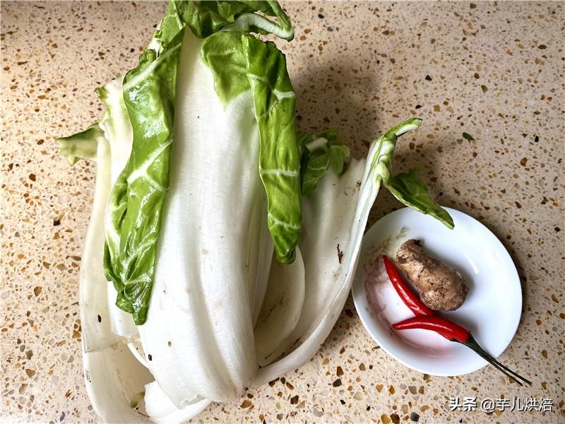 厚皮菜的学名叫什么_厚皮菜百科_厚皮菜的营养价值及功效